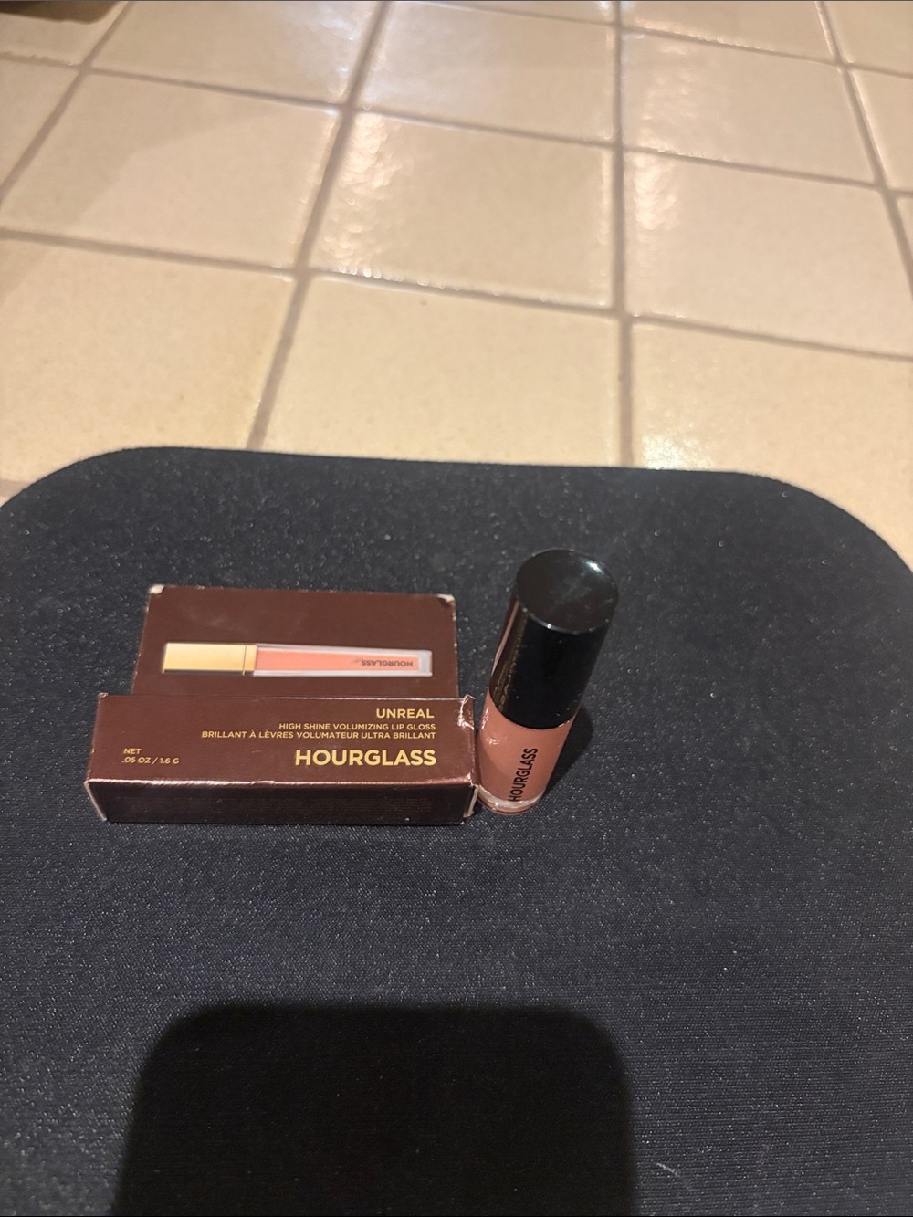 Hourglass Unreal High Shine Volumizing Lip Gloss - sublime NWT NIB